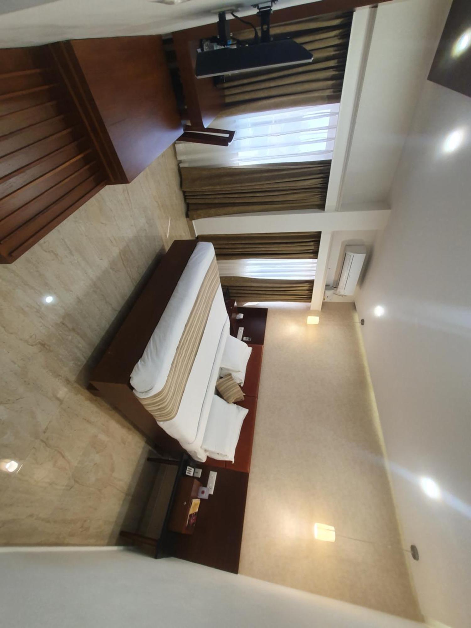 Hotel Aida Kottayam Exterior photo