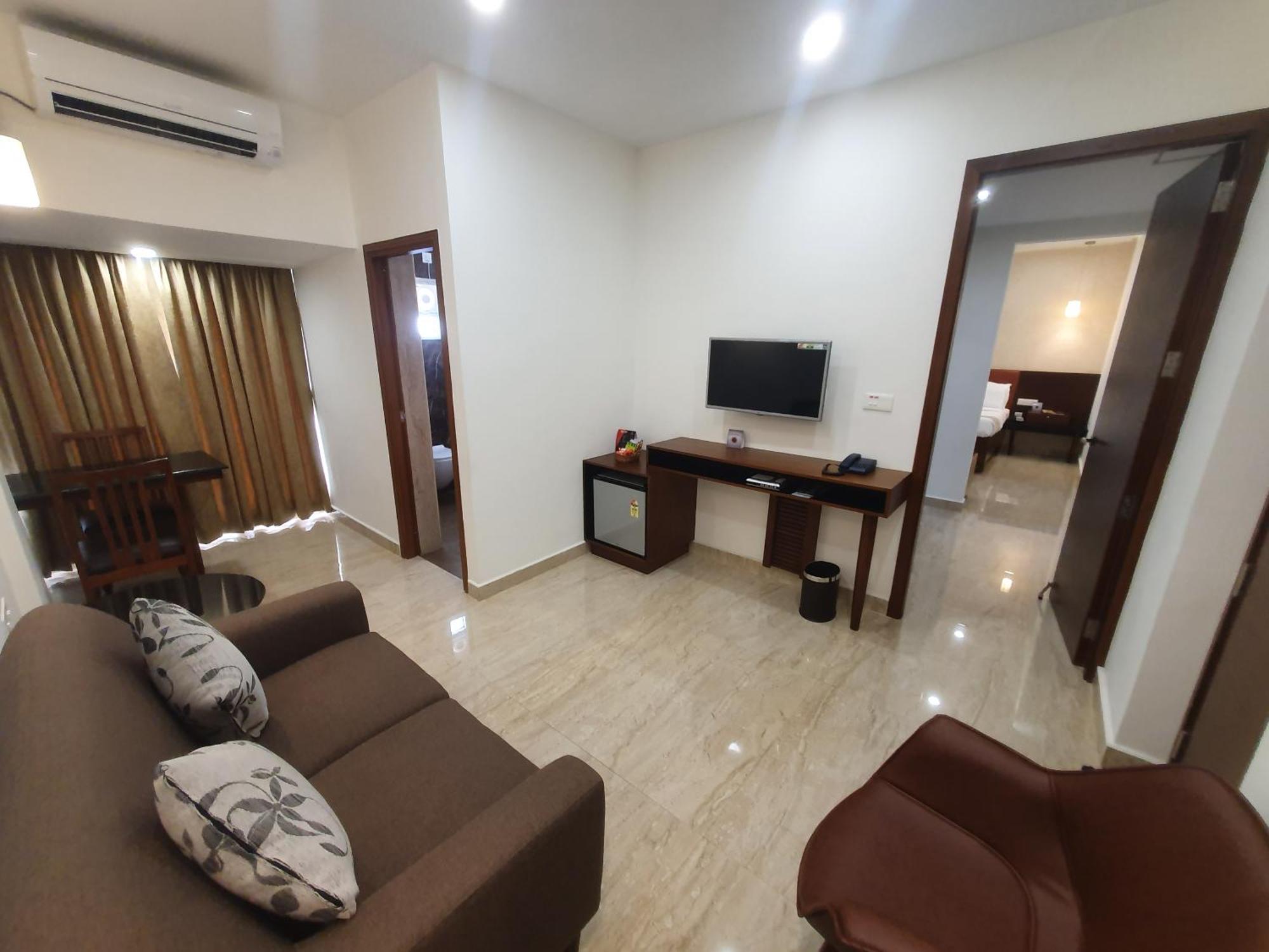 Hotel Aida Kottayam Exterior photo