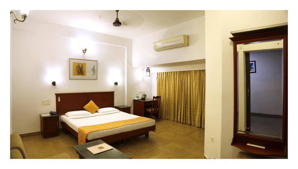 Hotel Aida Kottayam Exterior photo
