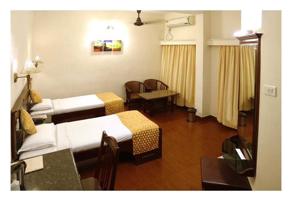Hotel Aida Kottayam Exterior photo
