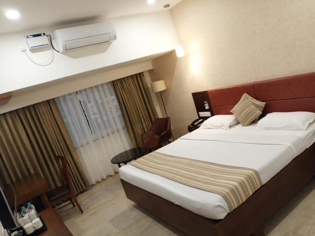 Hotel Aida Kottayam Exterior photo