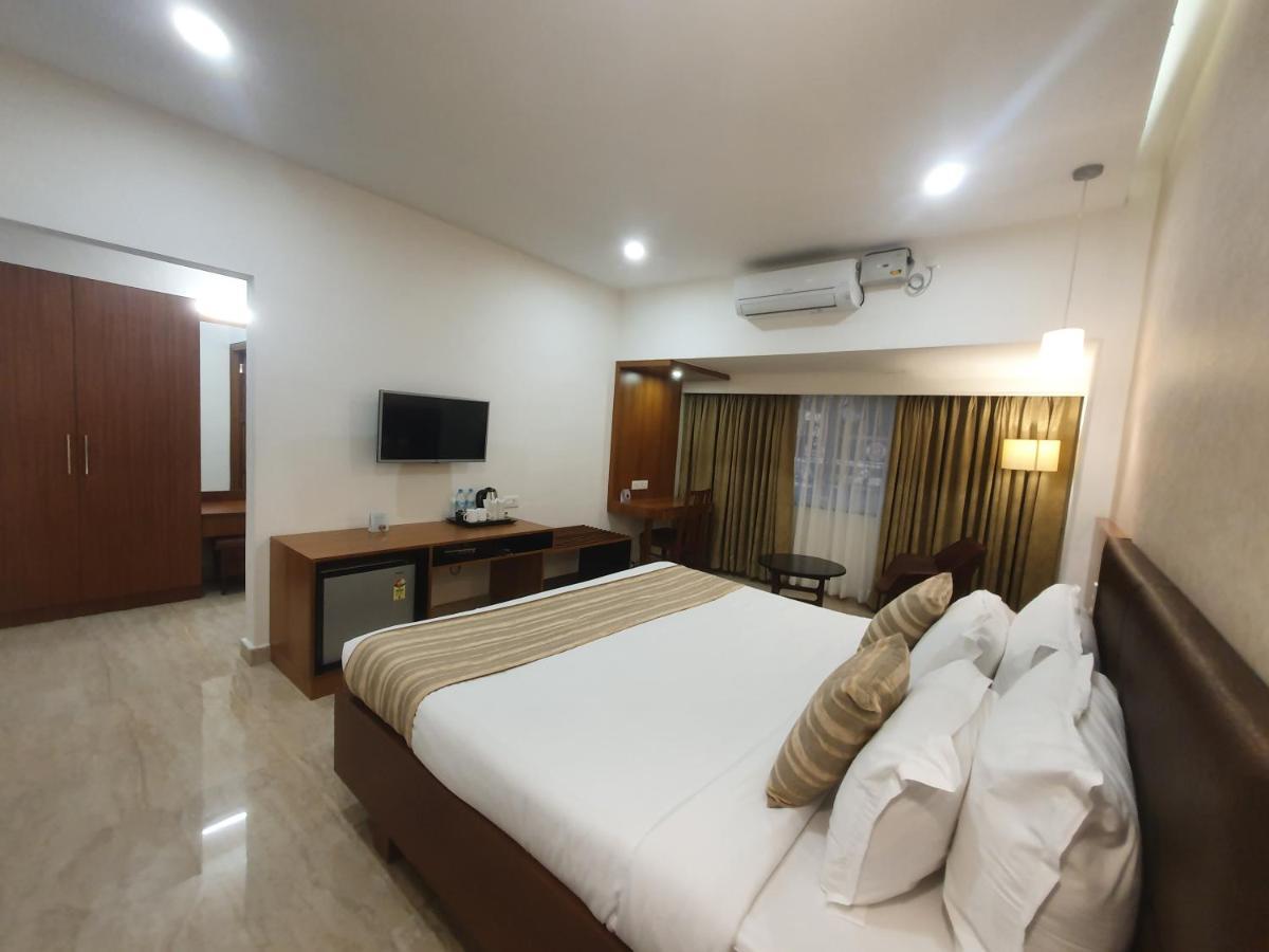 Hotel Aida Kottayam Exterior photo